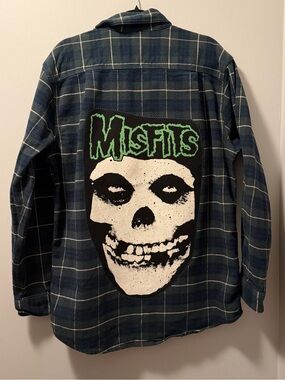 Misfits flannel up cycle patch skull green